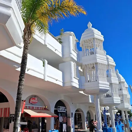 Riviera Del Sol Piscinas Playas Y Golf Apartment *